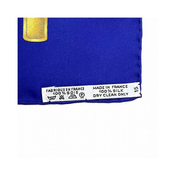 Pre Loved Hermes Silk Scarf with Birdcage Design in Canvas Material - Picture 5 of 8